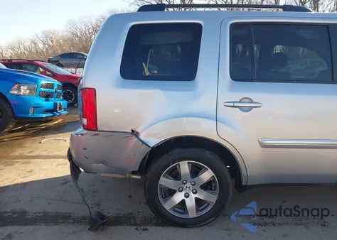 2013 Honda Pilot Touring из США, поврежденный, VIN 5FNYF4H92DB043127